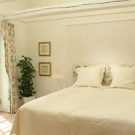 Sdr. Bjert Inn Bjert Strand